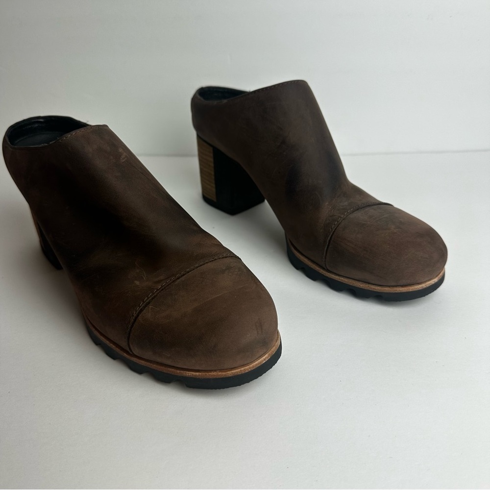 Sorel Addington Mules Women's 9.5 EU 40.5 Brown Suede Leather Block Heel Shoes